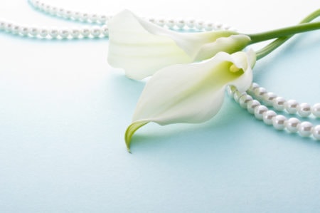 Calla lilies and pearls