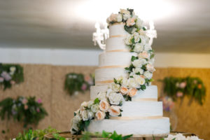 beautiful wedding cake, wedding decoration